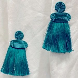 Handmade earrings from Rwanda - green.
